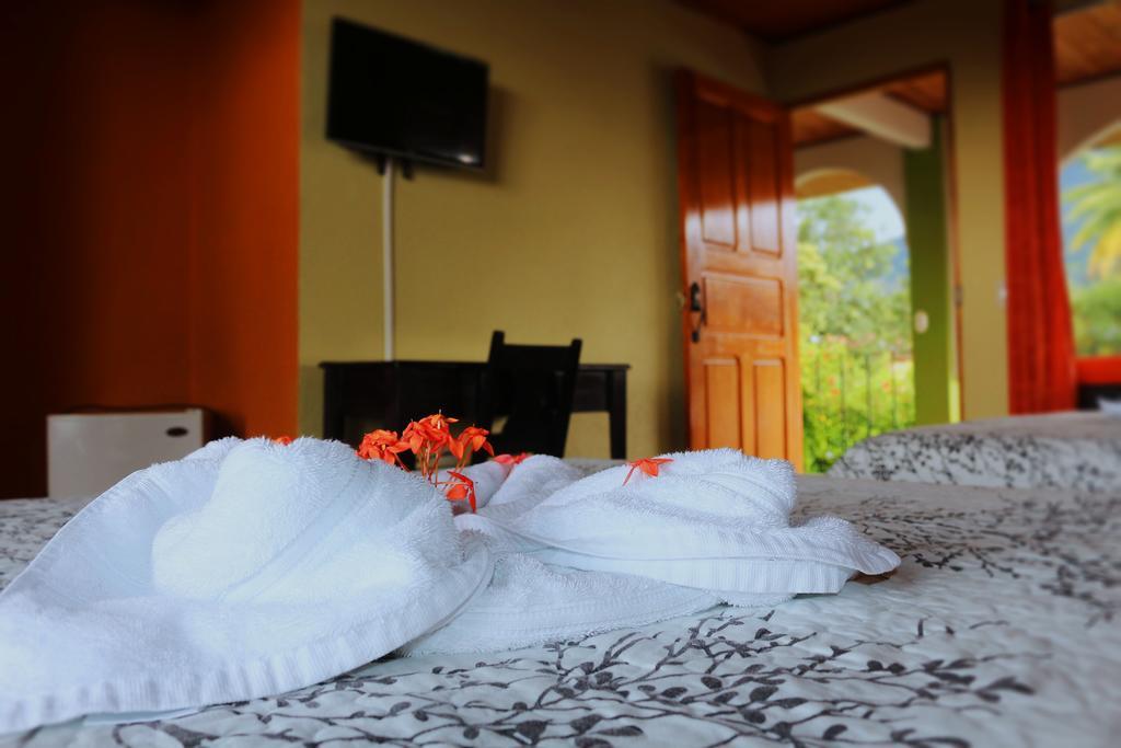 Hotel Las Flores Fortuna La Fortuna Eksteriør bilde