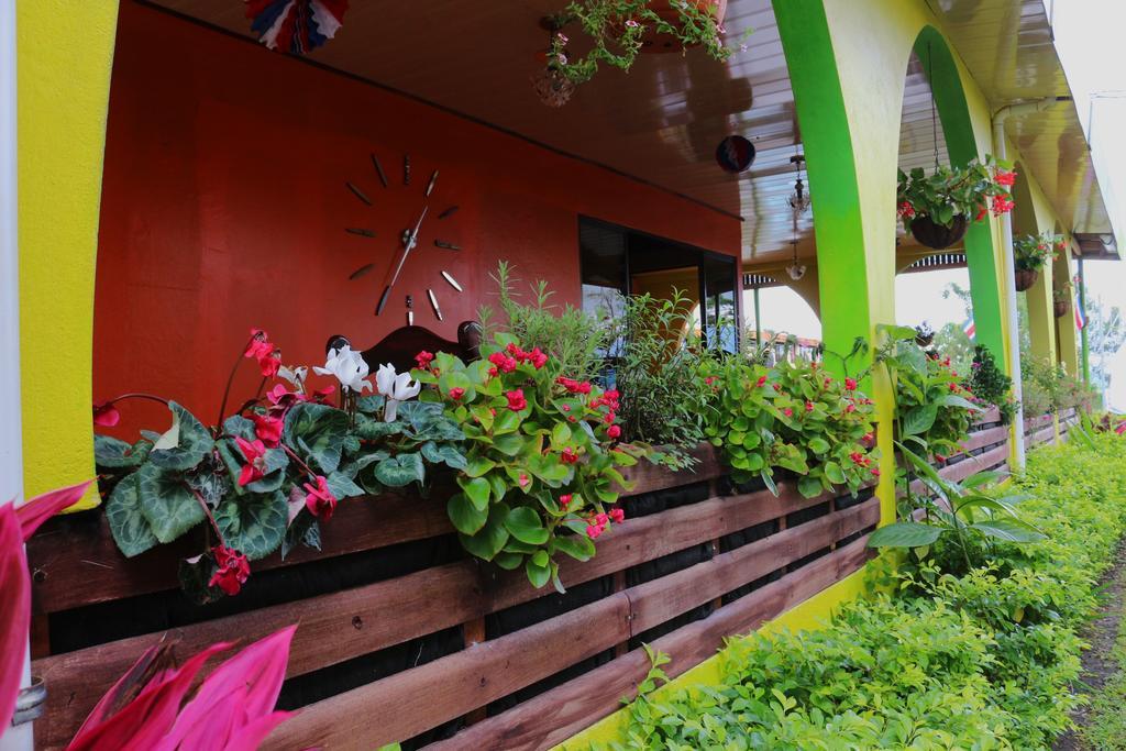 Hotel Las Flores Fortuna La Fortuna Eksteriør bilde