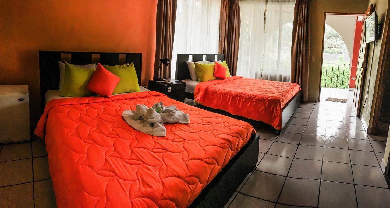 Hotel Las Flores Fortuna La Fortuna Eksteriør bilde